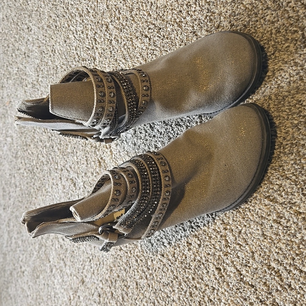 Ankle Boots